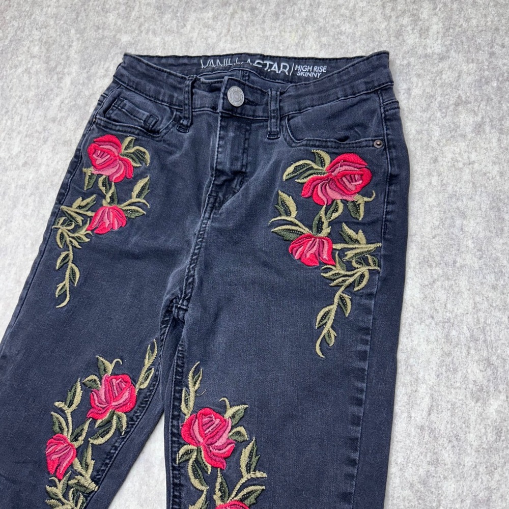 Vanilla Star Womens High Rise Skinny Jeans Embroidered Rosesโ Black Size 3